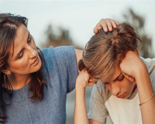 女性患宫颈糜烂一定需要治疗吗，子宫内膜癌治疗方式六种治疗子宫内膜癌的方法~代孕费用详细表